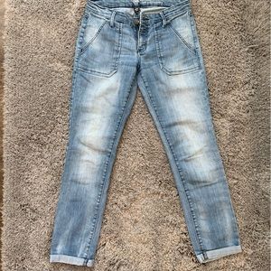 Gap 1969 Boyfriend Coupe Fit Women’s Size 2 26 Denim Jeans  Modern Classic